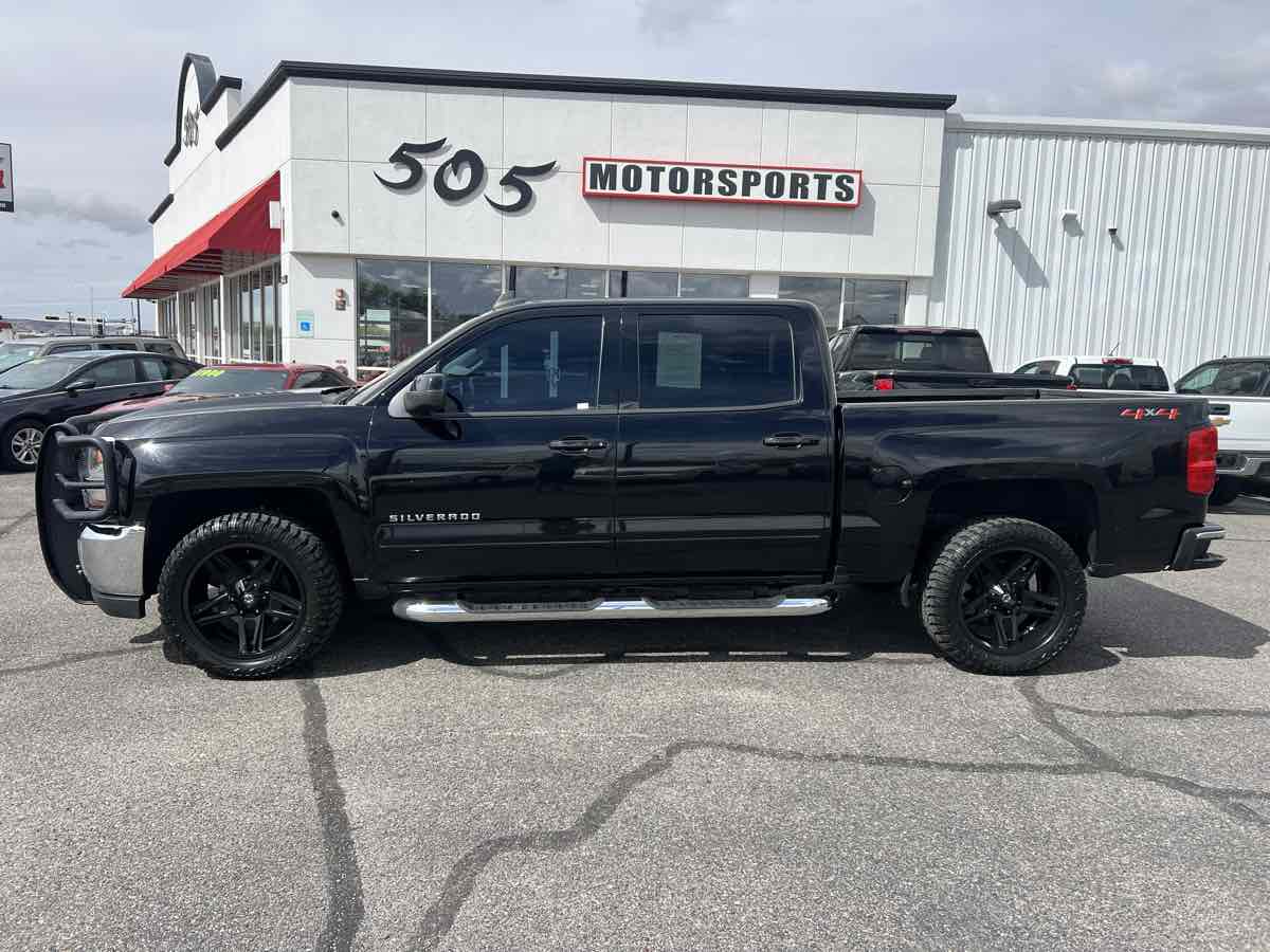 chevrolet silverado 1500 2018 3GCUKREC0JG123474 image chevrolet silverado 1500 2018 3GCUKREC0JG123474 image